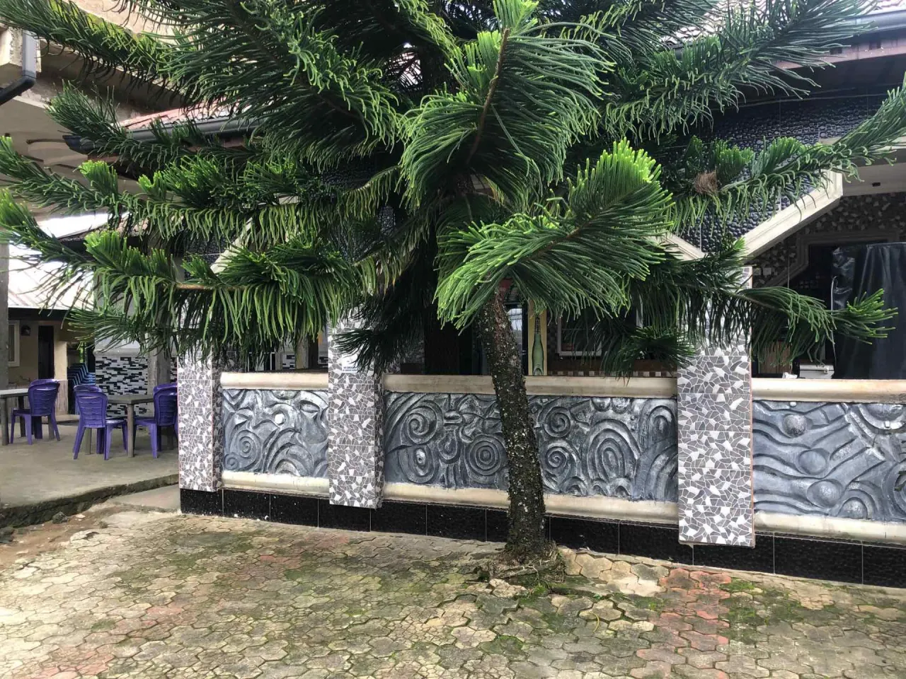 Hot Point Hotel