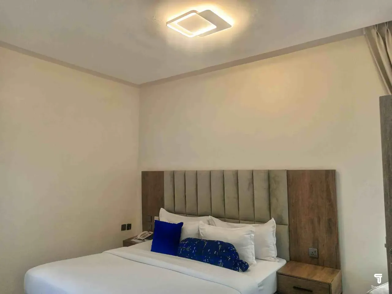 Chalis Apartment