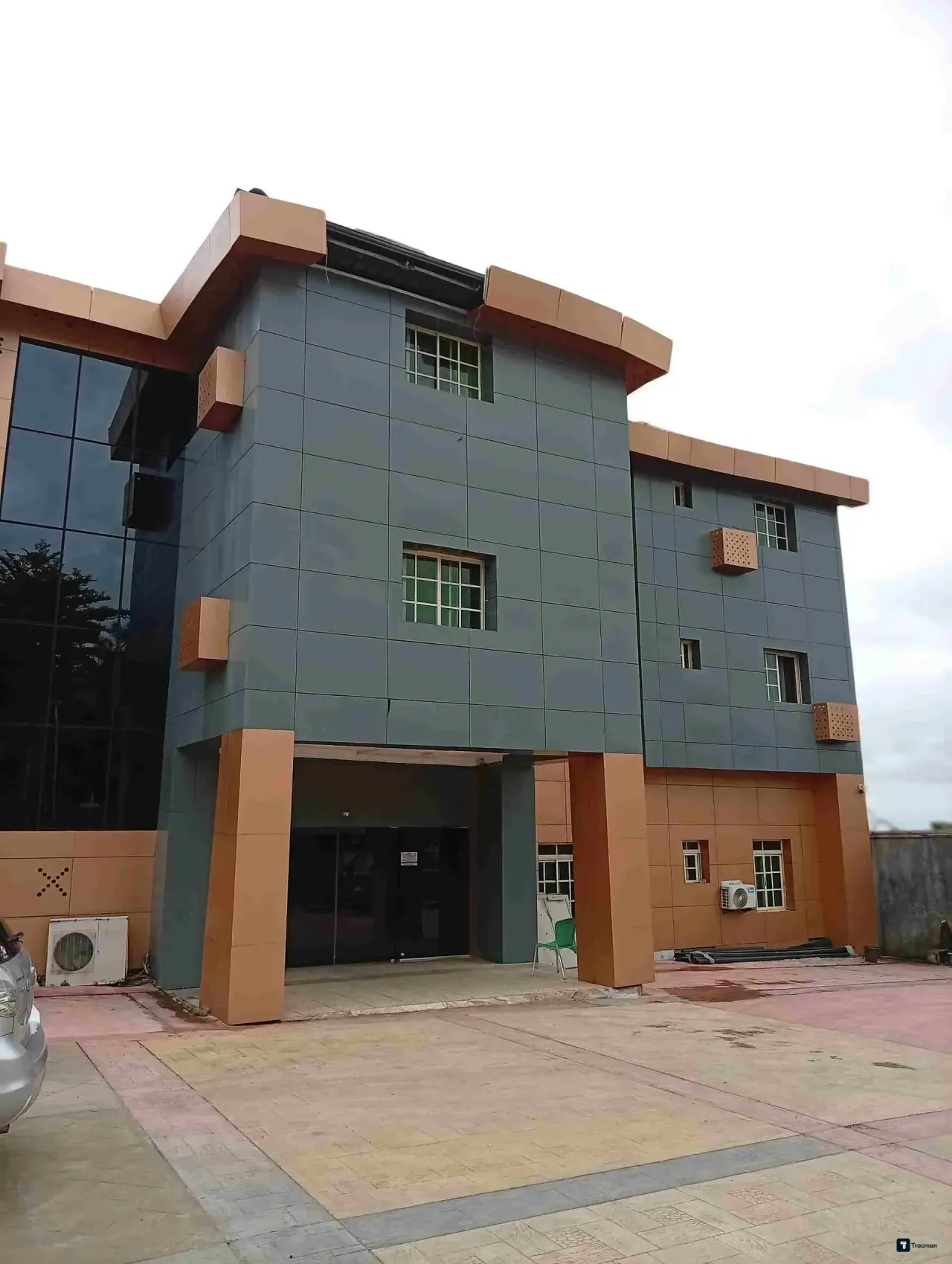 Carlcon hotels ltd
